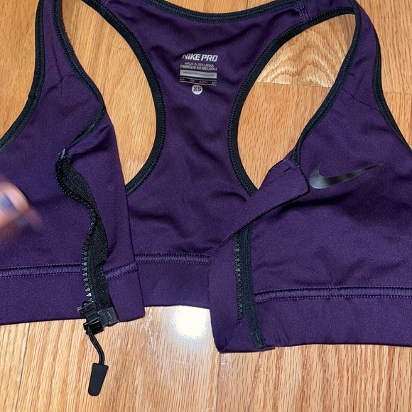 Purple Sports Bra 💖Bundle It💖 Nike Pro Dri-Fit - Picture 4 of 7